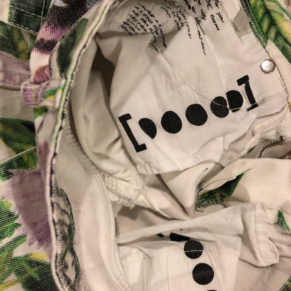 BLANKNYC Jungle Jeans - Picture 8 of 8